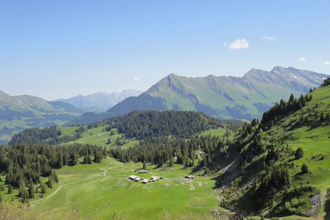 CTA Hike View of Conche from Chaux Ronde